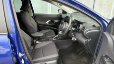 Toyota Yaris 1.5 Hybrid Design 5dr CVT Hybrid Hatchback